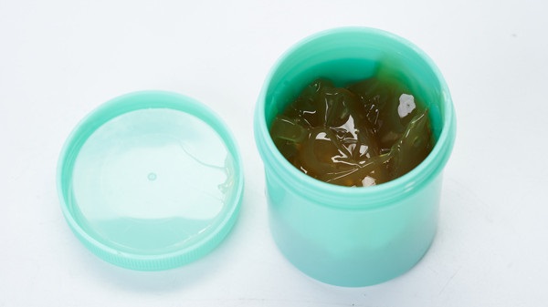 為什么無鉛錫膏越刮越稀呢？什么原因造成？